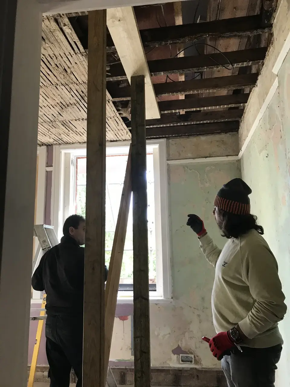 The Claremont Build & Co team planning on site